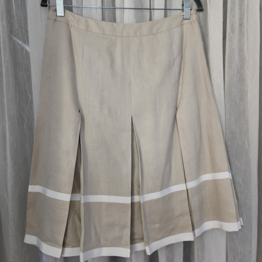 EUC Jones New York Tan Midi Box Pleat Skirt w/  White Grosgrain Ribbon Accent - Picture 7 of 7